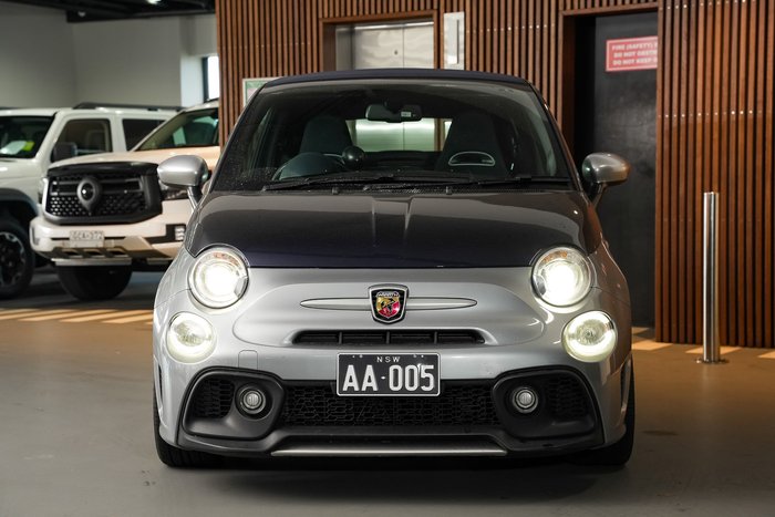 2019 Abarth 695 Rivale