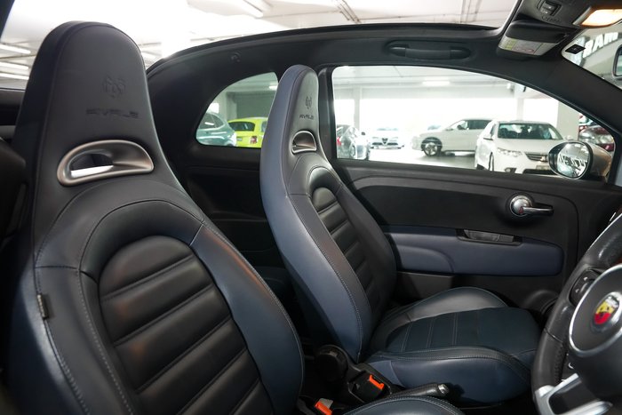 2019 Abarth 695 Rivale