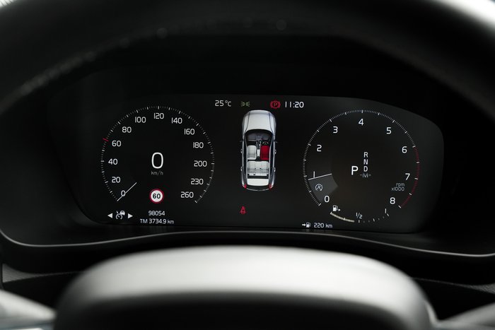 2018 Volvo XC40 T5 R-Design