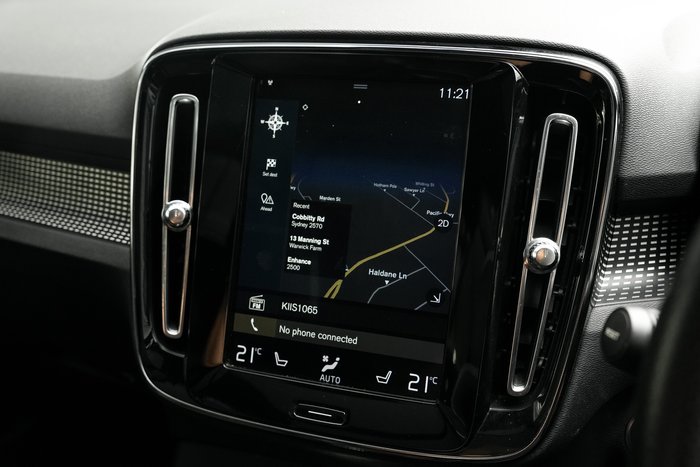 2018 Volvo XC40 T5 R-Design