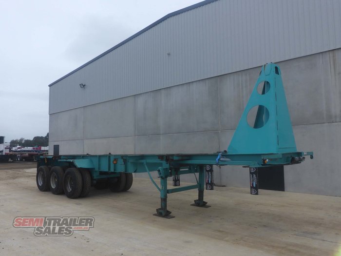 Freighter Tri Axle Tipping Skel