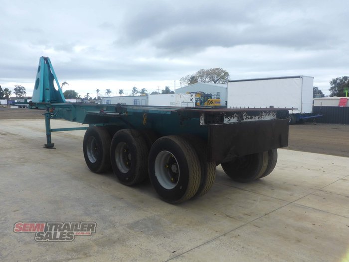 Freighter Tri Axle Tipping Skel