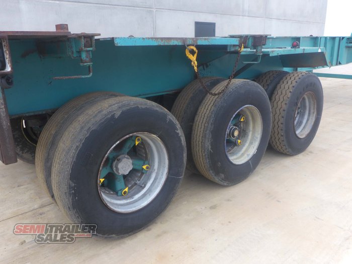 Freighter Tri Axle Tipping Skel