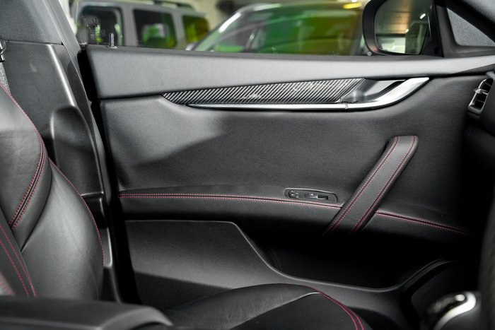 2017 Maserati Ghibli