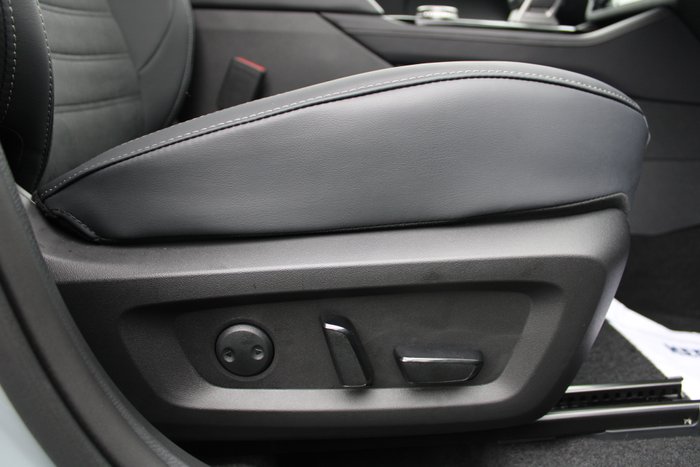 2026 Mitsubishi Outlander LS