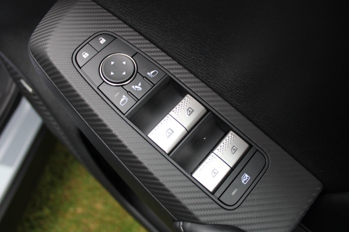 2026 Mitsubishi Outlander LS