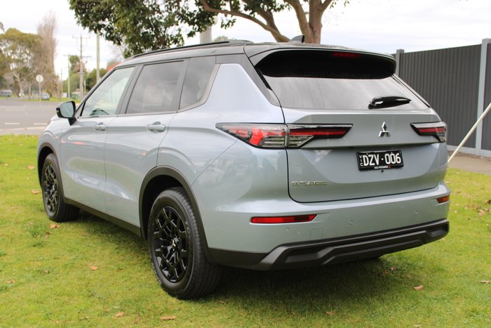 2026 Mitsubishi Outlander LS