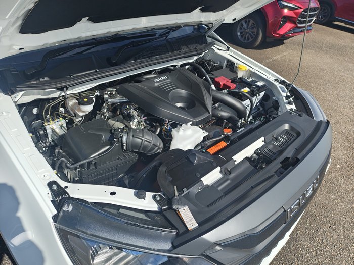 2026 ISUZU D-MAX SX