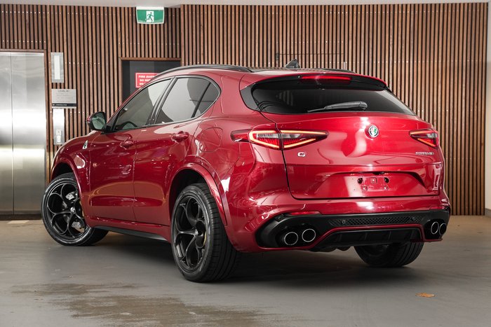 2021 Alfa Romeo Stelvio Quadrifoglio