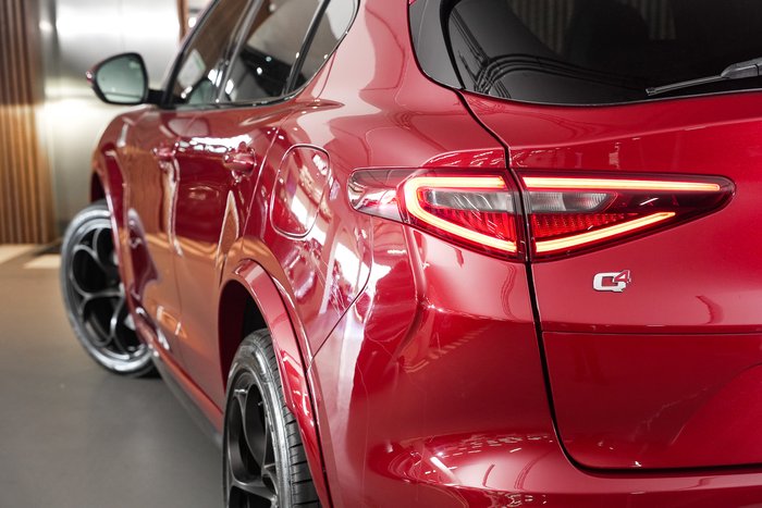 2021 Alfa Romeo Stelvio Quadrifoglio