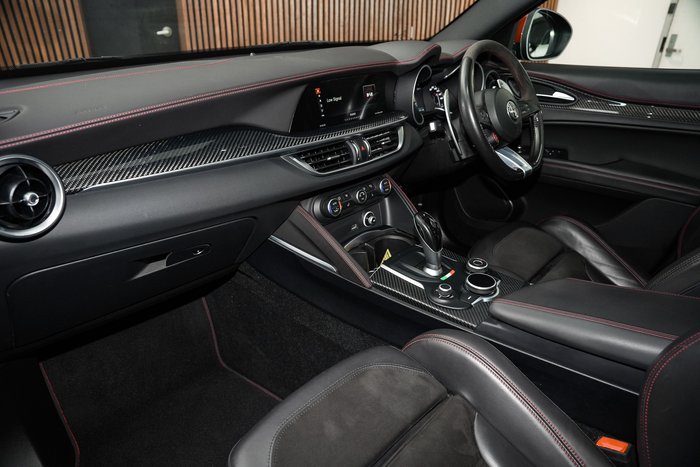 2021 Alfa Romeo Stelvio Quadrifoglio