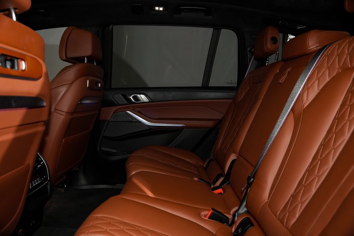 2024 BMW X7 M60i