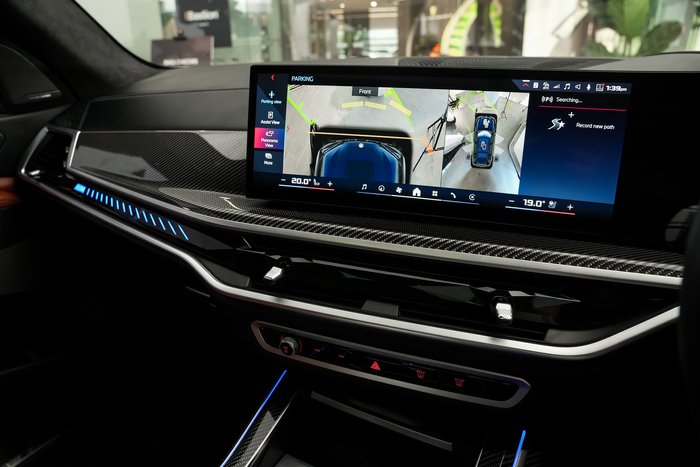 2024 BMW X7 M60i