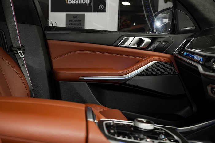 2024 BMW X7 M60i