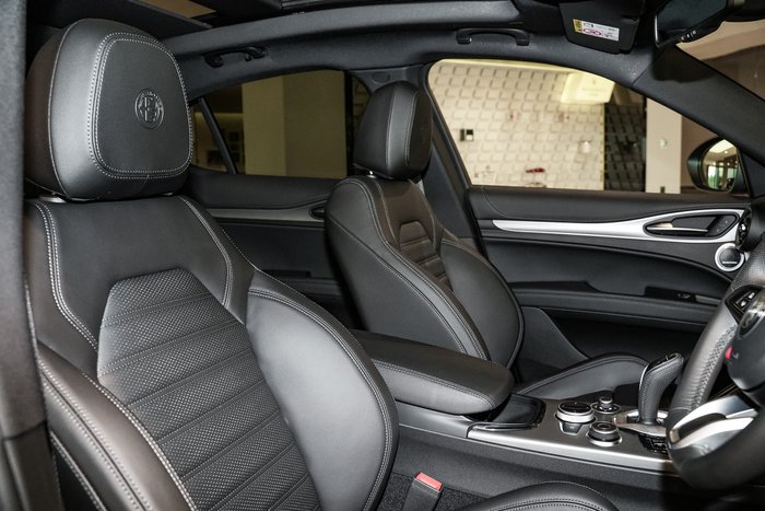 2023 Alfa Romeo Stelvio Veloce