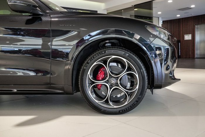 2023 Alfa Romeo Stelvio Veloce