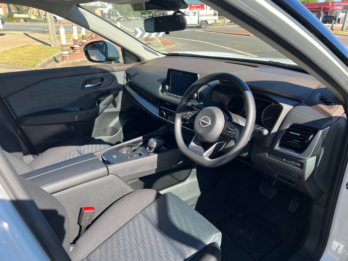 2025 NISSAN XTRAIL ST