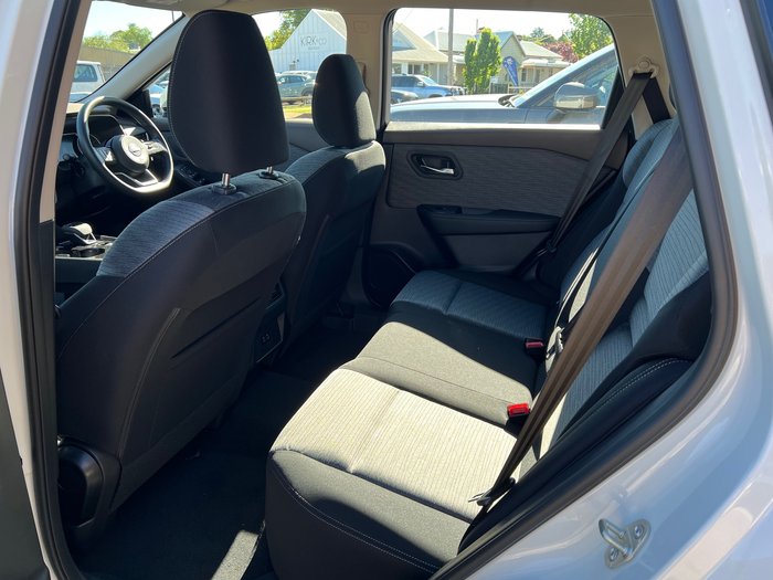 2025 NISSAN XTRAIL ST