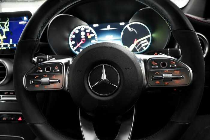 2023 Mercedes-Benz GLC-Class GLC300