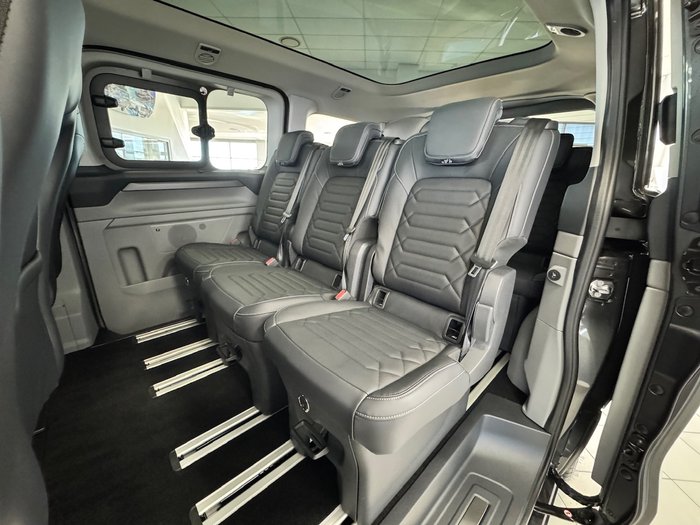 2025 Ford Tourneo Titanium X