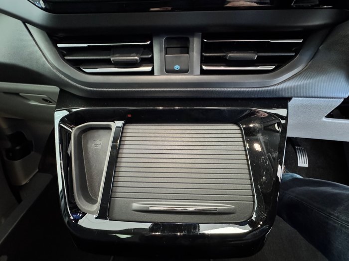2025 Ford Tourneo Titanium X