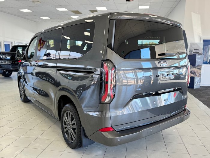 2025 Ford Tourneo Titanium X