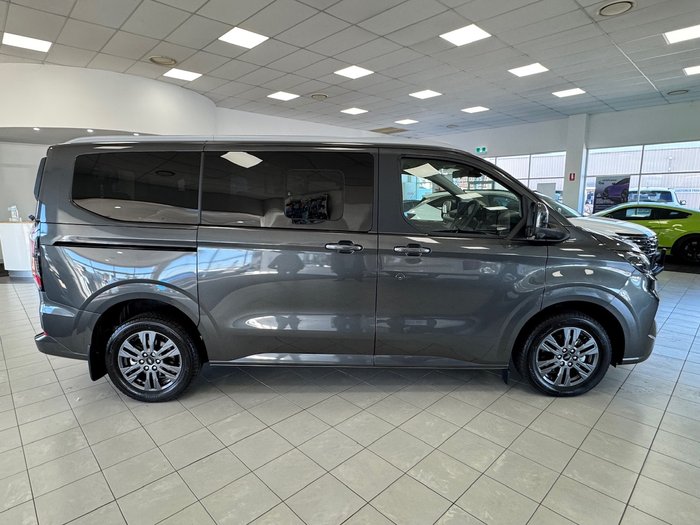 2025 Ford Tourneo Titanium X