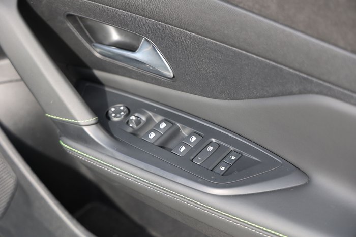 2025 PEUGEOT 308 GT HYBRID