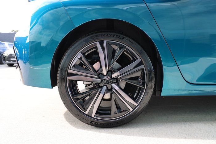 2025 PEUGEOT 308 GT HYBRID