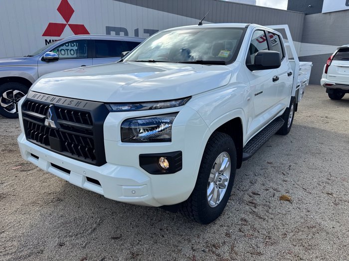 2026 MITSUBISHI Triton GLX+