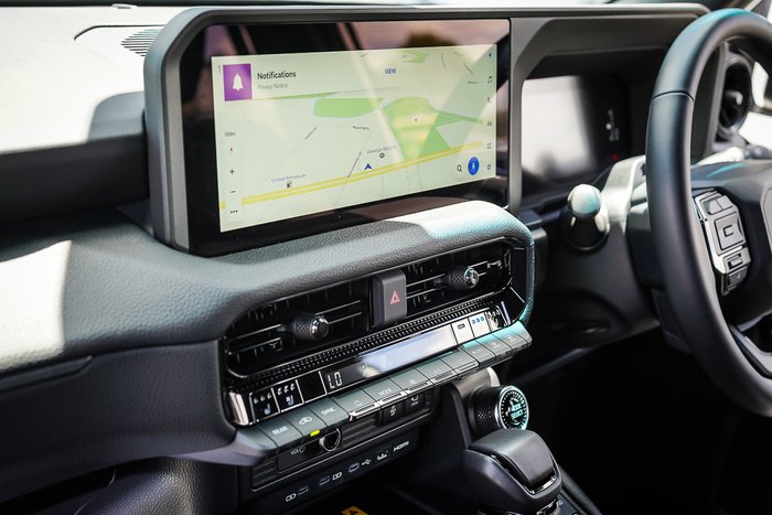 2025 Toyota PRADO GXL