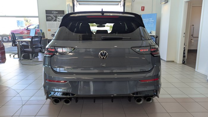 2026 VOLKSWAGEN GOLF R R