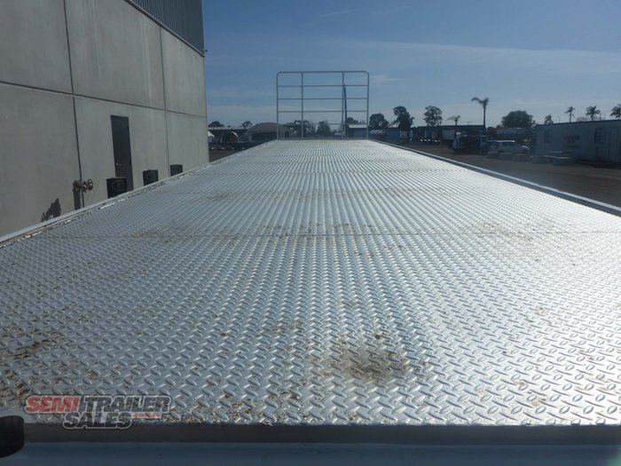 2016 Vawdrey 22 Pallet Flat Top