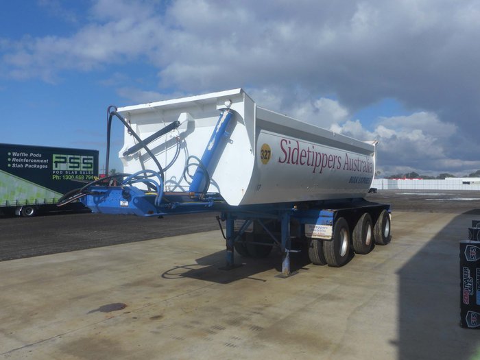2004 Roadwest Side Tipper Road Train Trailer  