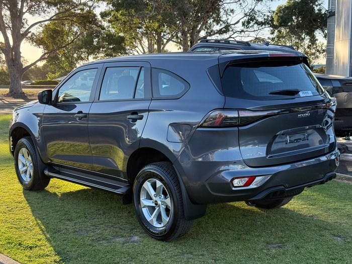 2026 Isuzu MU-X LS-M
