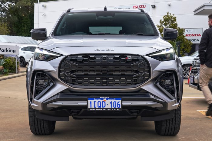 2025 Isuzu MU-X X-TERRAIN