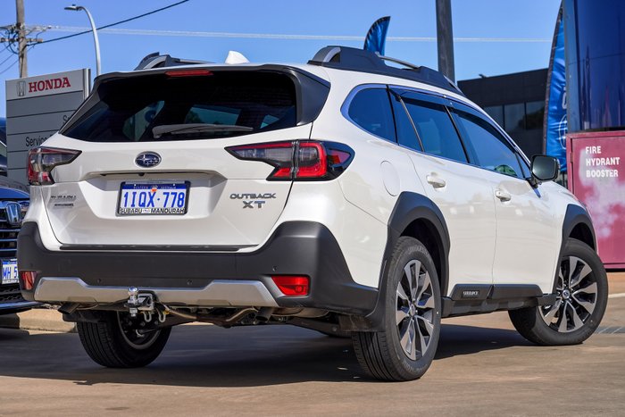 2025 Subaru OUTBACK 