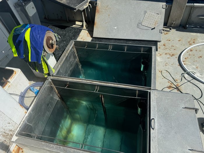 2001 Shark Boat Steel