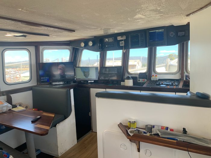 2001 Shark Boat Steel