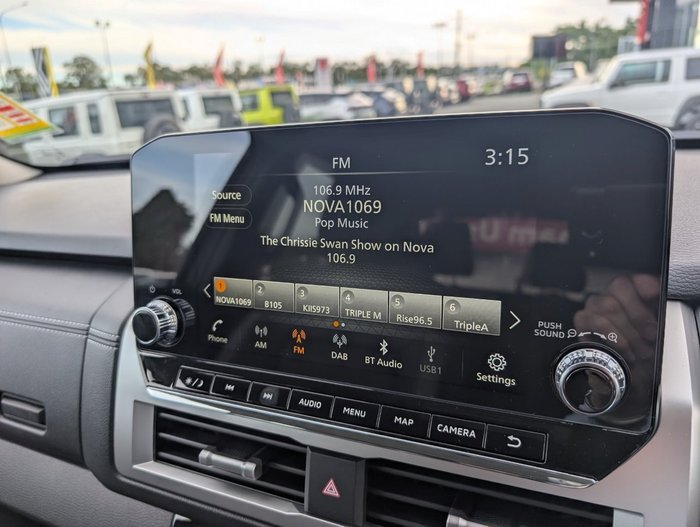 2026 NISSAN NAVARA ST-X