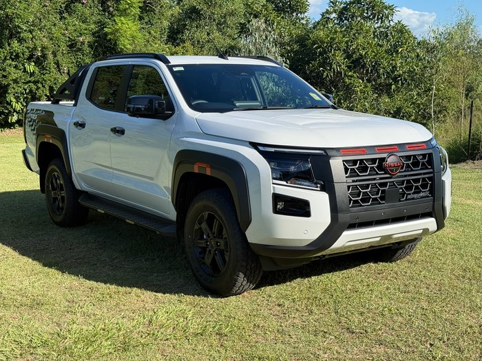 2026 NISSAN NAVARA PRO-X