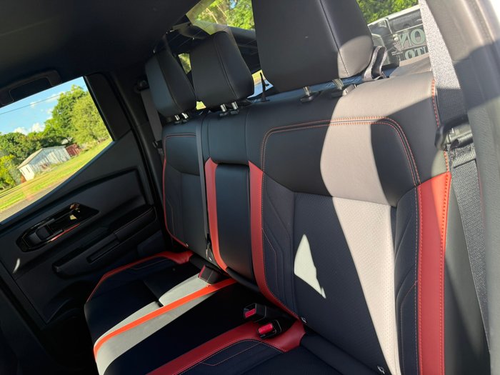 2026 NISSAN NAVARA PRO-X