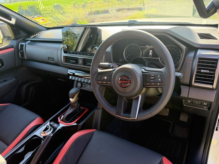 2026 NISSAN NAVARA PRO-X