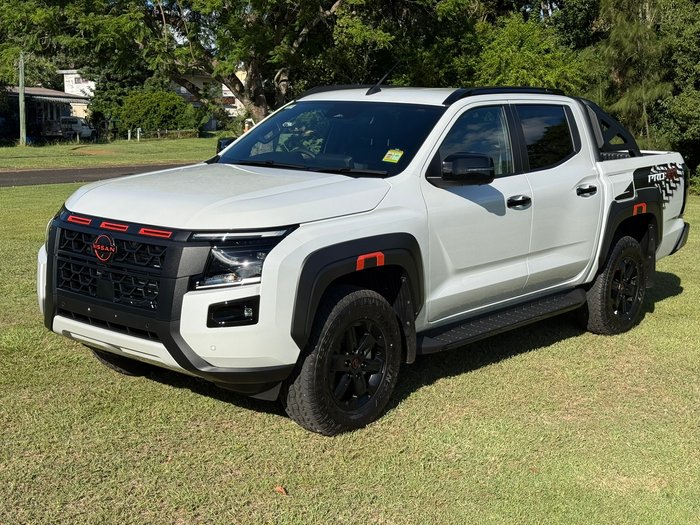 2026 NISSAN NAVARA PRO-X