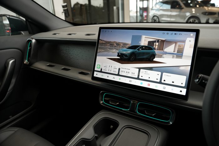 2026 Leapmotor B05 Design LR