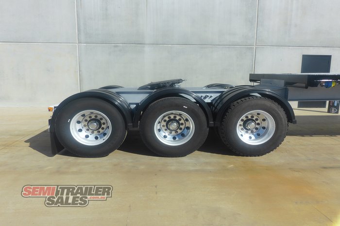 2002 Maxitrans 12 Pallet Flat Top A Trailer