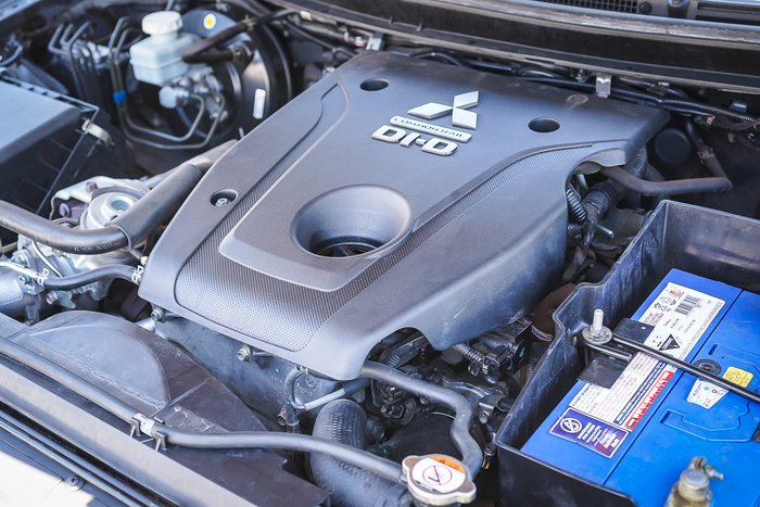 2018 MITSUBISHI TRITON GLS (4x4)