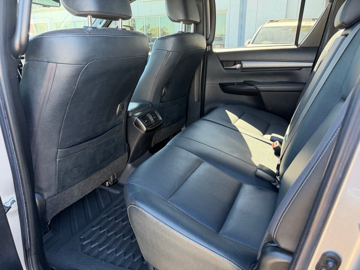 2022 Toyota Hilux Rugged X Silver