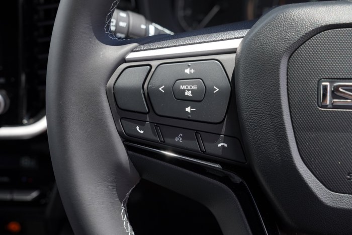 2025 Isuzu MU-X LS-U