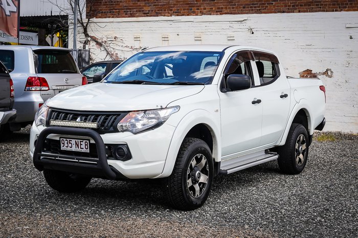 2016 MITSUBISHI TRITON GLX PLUS (4x4)